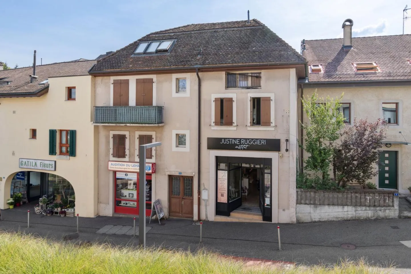 Arcades commerciales à Versoix - Photo 2 sur 12