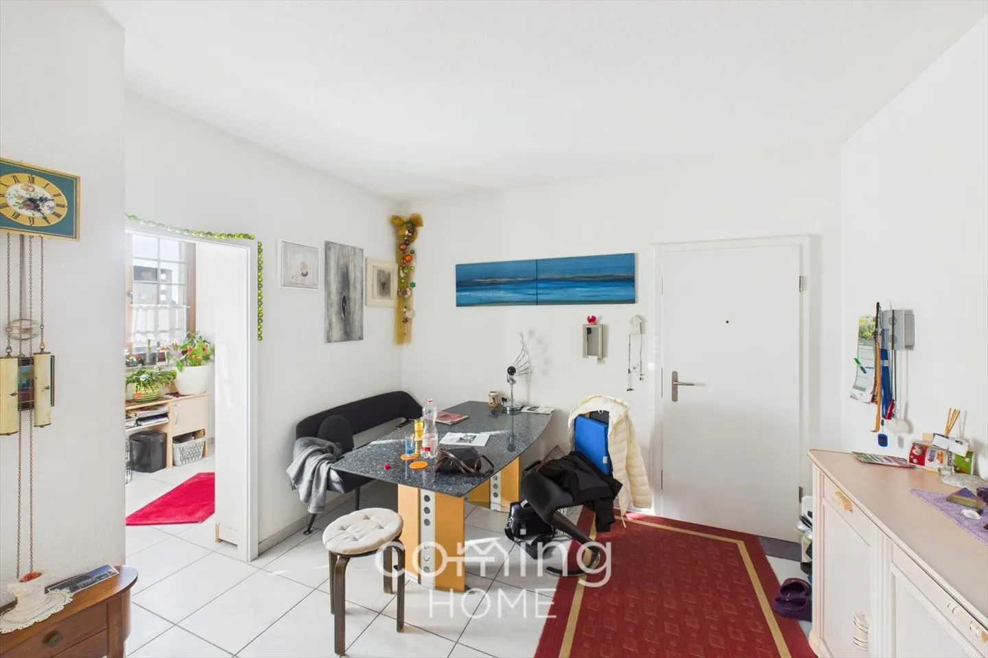 Spazioso appartamento di 4.5 locali a Oensingen - centrale, luminoso e versatile - Foto 2 di 13