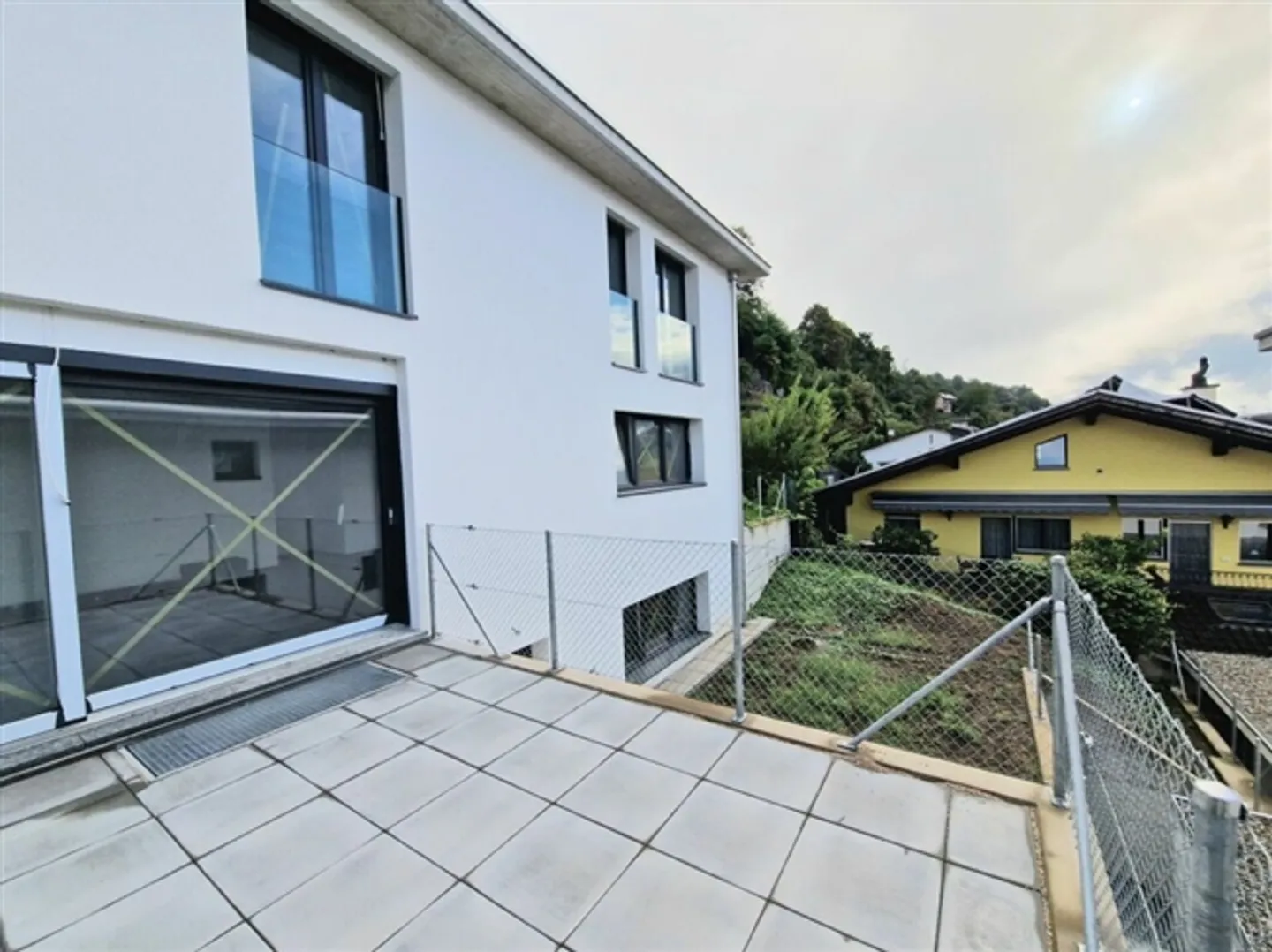 FOR SALE IN CUGNASCO - NEW 5.5-ROOM SINGLE-FAMILY HOUSE WITH PRIVATE GARDEN - Photo 2 of 20