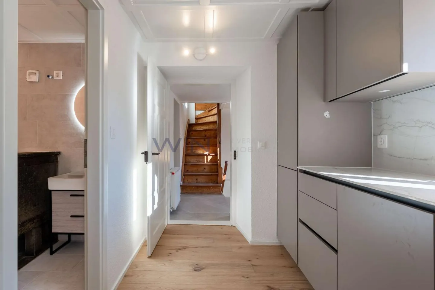 Modernes Haus mit Einliegerwohnung - Foto 3 von 7