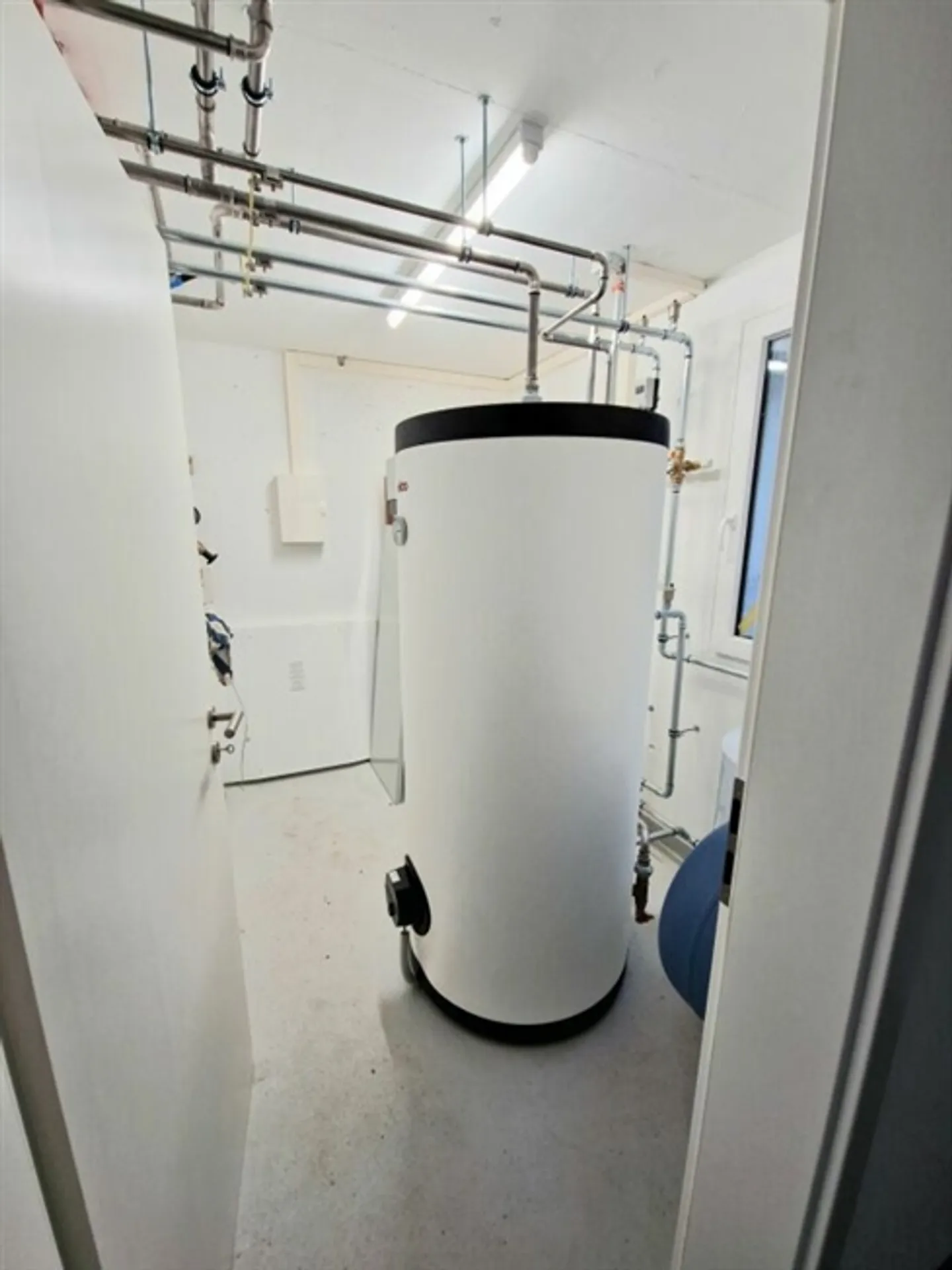 FOR SALE IN CUGNASCO - NEW 5.5-ROOM SINGLE-FAMILY HOUSE WITH PRIVATE GARDEN - Photo 7 of 20