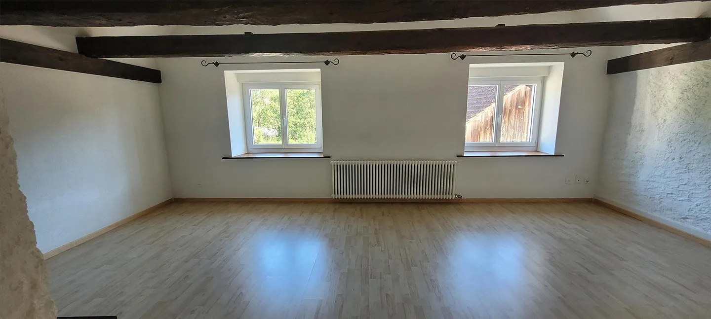 Maison individuelle de 3,5 pièces avec charme et vue sur le Katzenburg - Photo 2 sur 8