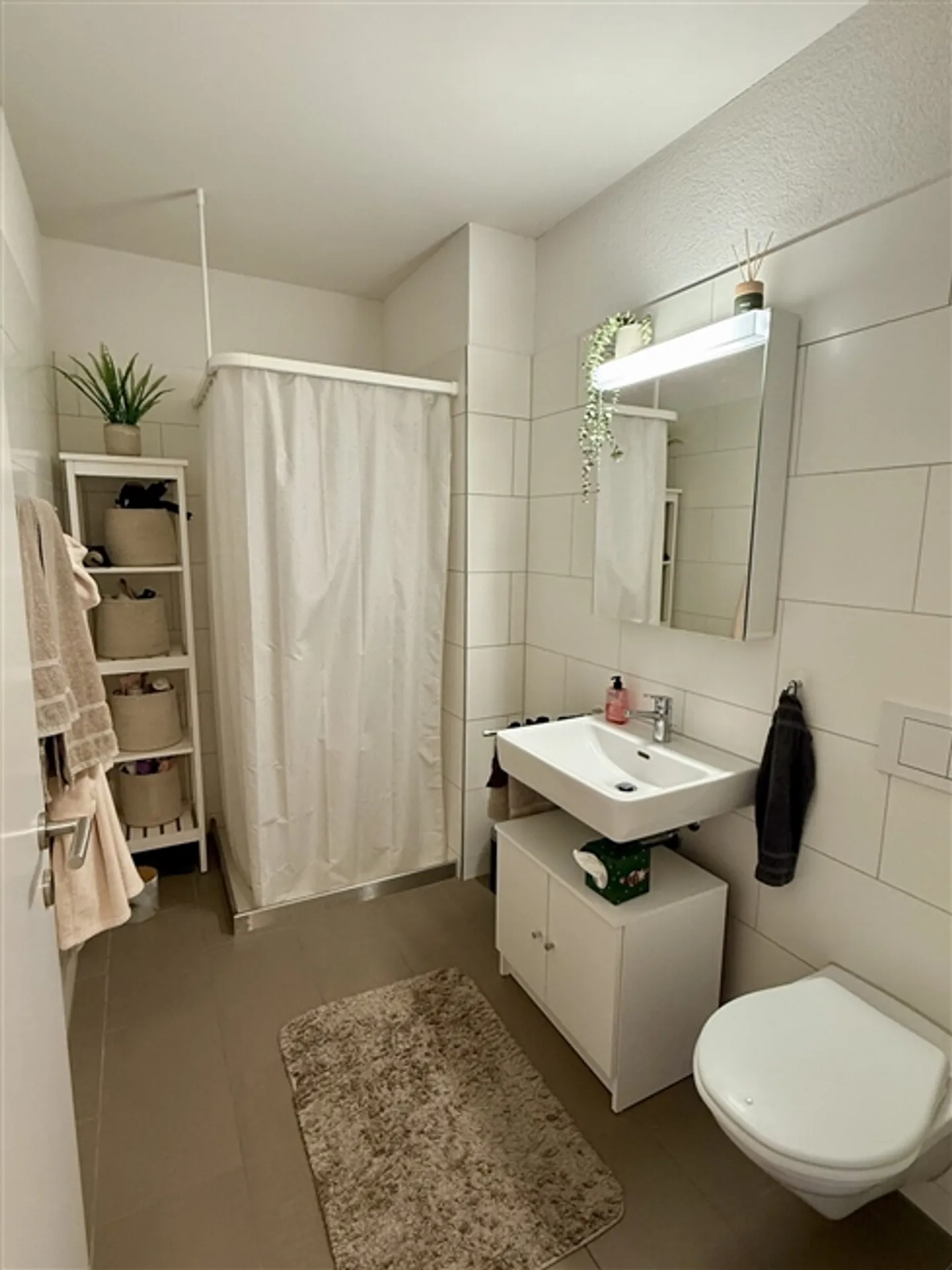 APPARTEMENT 2½ PIÈCES À EMMEN (LU), MEUBLÉ, TEMPORAIRE - Photo 7 sur 8