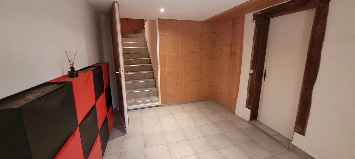 Maison individuelle de 3,5 pièces avec charme et vue sur le Katzenburg - Photo 3 sur 8