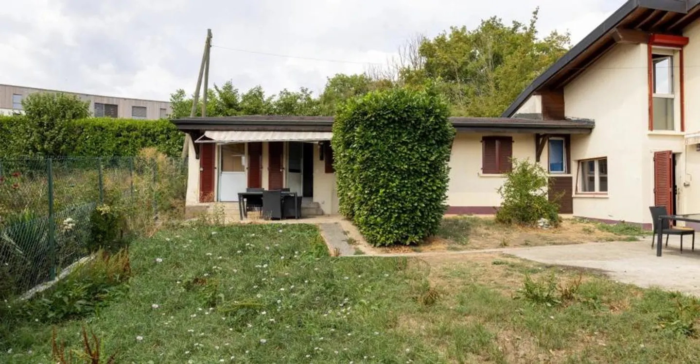 Cottage voller Potenzial in Aïre - Foto 1 von 6