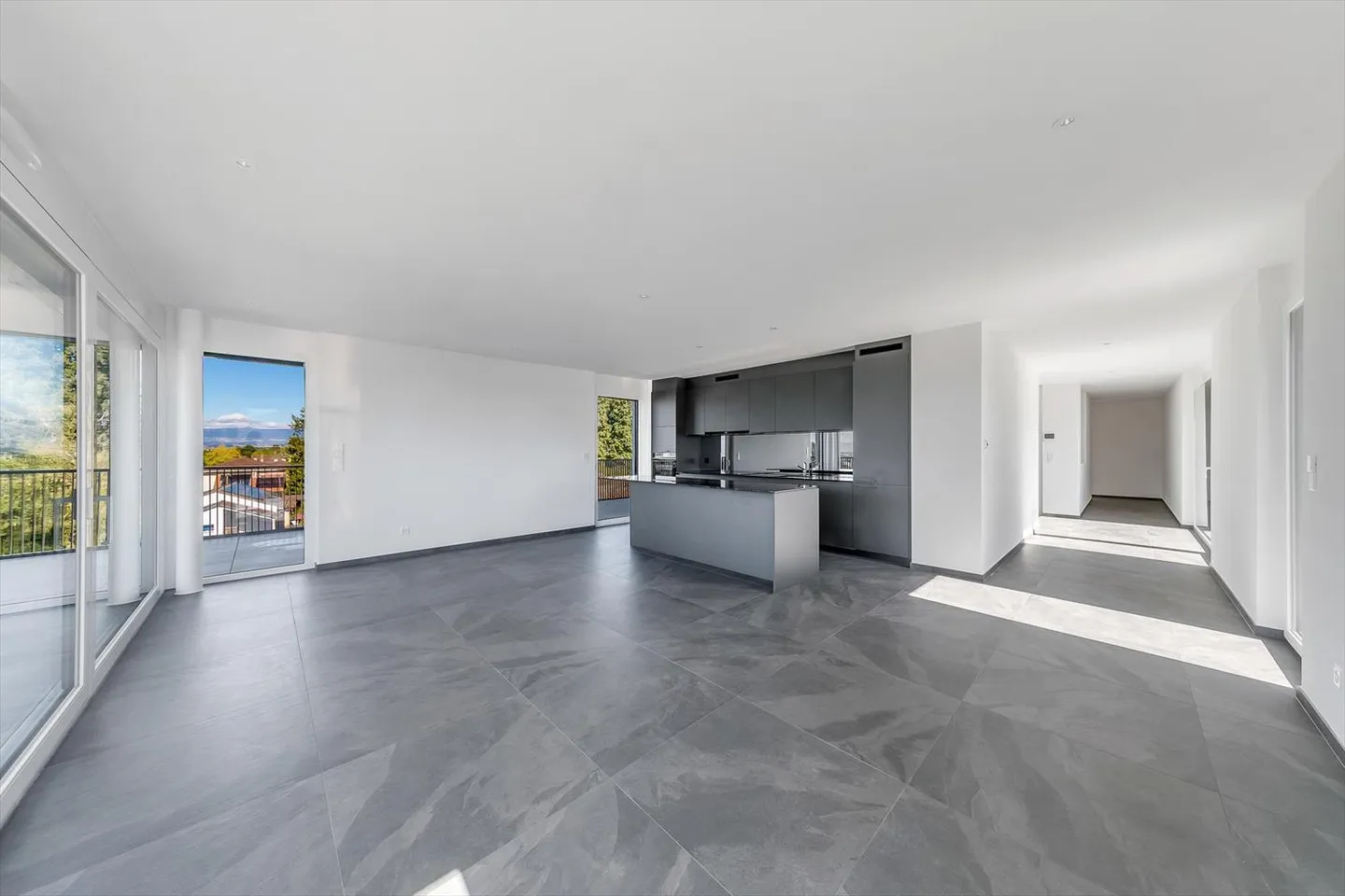 Magnificent 4-room penthouse with panoramic views in Prilly - Photo 4 of 13