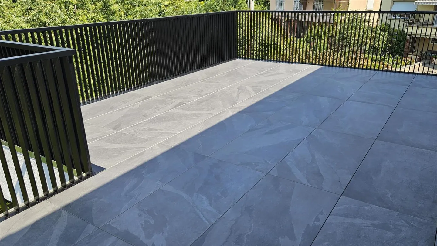 Magnificent 4-room penthouse with panoramic views in Prilly - Photo 12 of 13