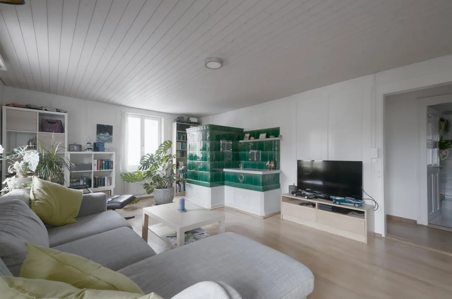 Cozy old apartment in the middle of Buch am Irchel - Photo 1 of 12