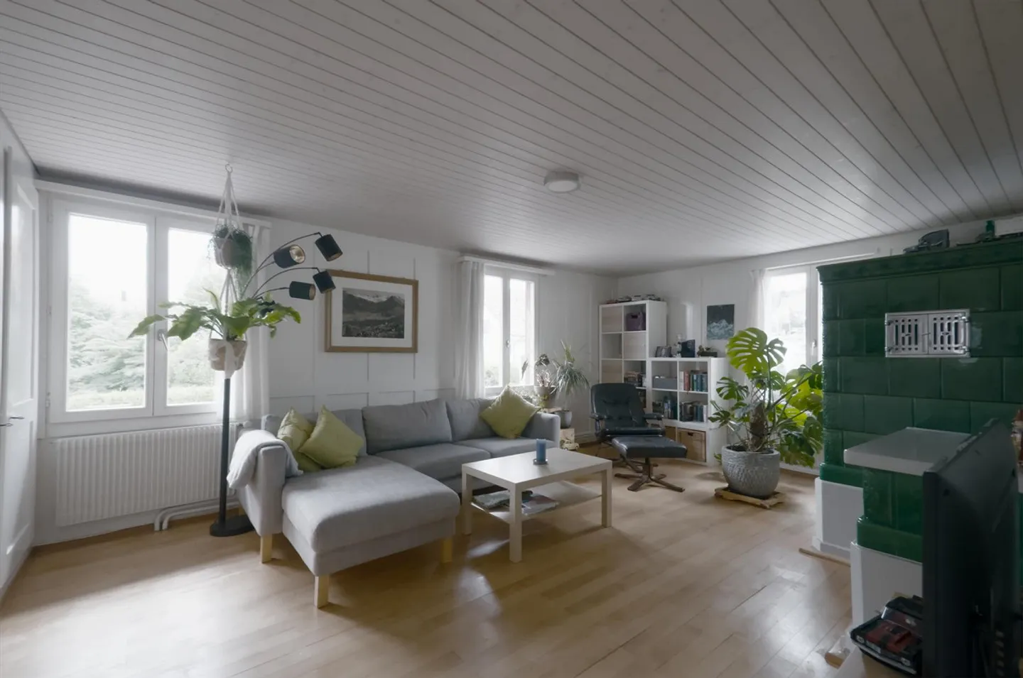 Cozy old apartment in the middle of Buch am Irchel - Photo 2 of 12