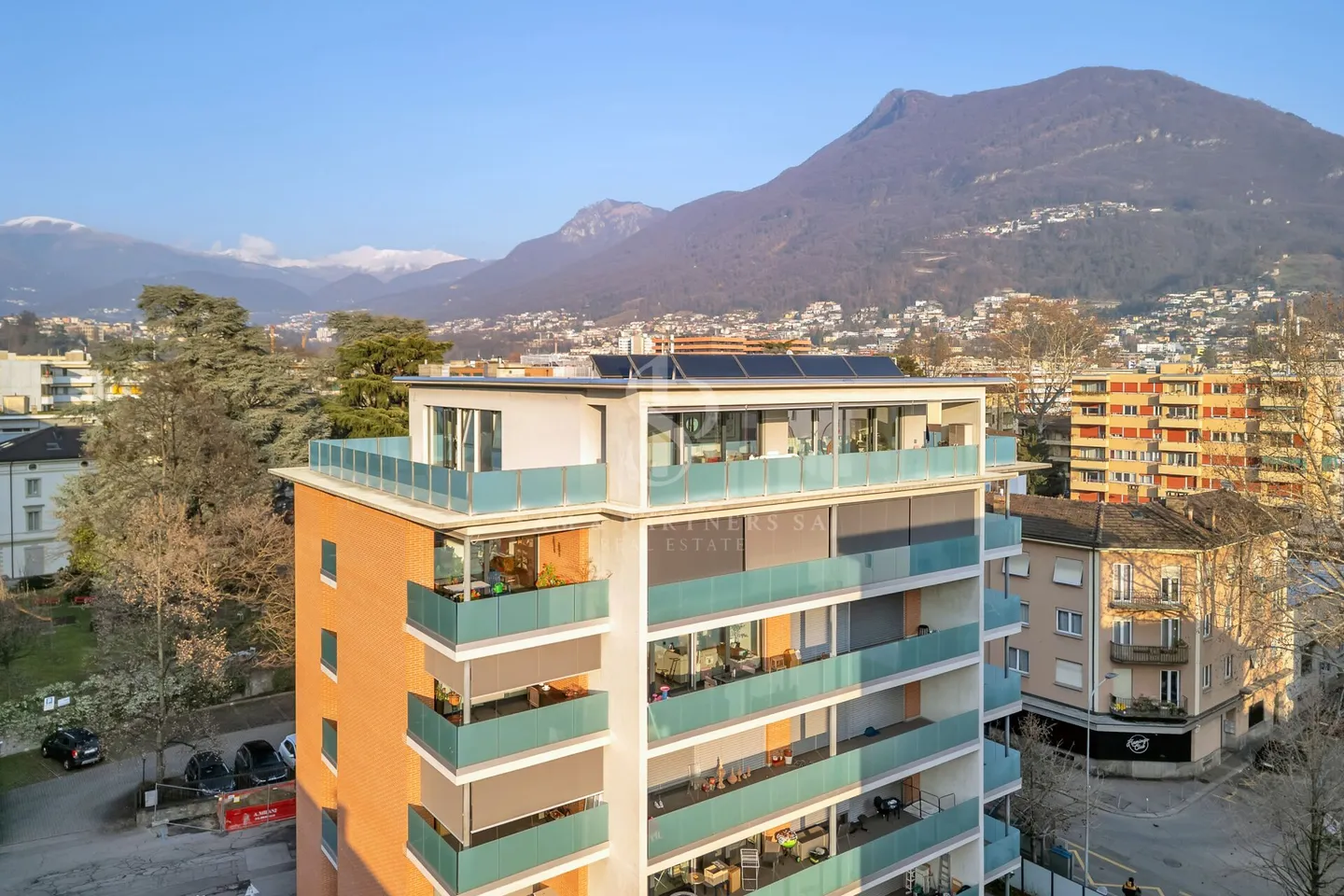 Sonnige Penthouse in der Stadt - Foto 2 von 17