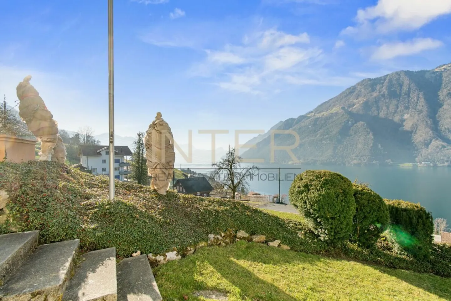 Un lieu de rêve : Propriété historique avec vue sur le lac, intimité et réserve foncière - Photo 8 sur 21