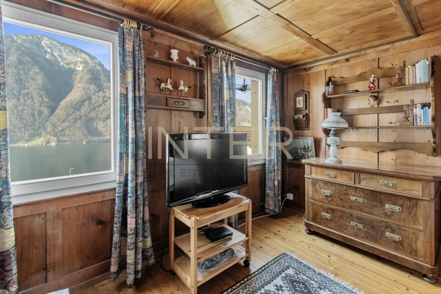 Un lieu de rêve : Propriété historique avec vue sur le lac, intimité et réserve foncière - Photo 14 sur 21