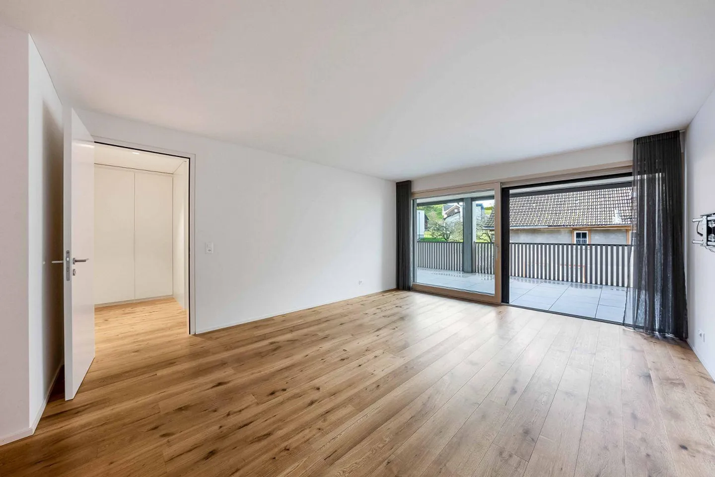 2.5 Room Apartment - Photo 7 of 13