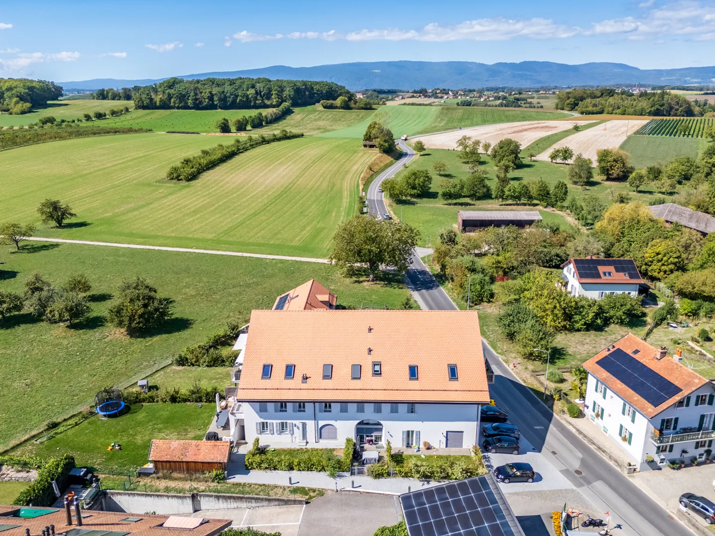 Charmante 2,5-Zimmer-Wohnung in einem vollständig renovierten Bauernhaus - Foto 14 von 32