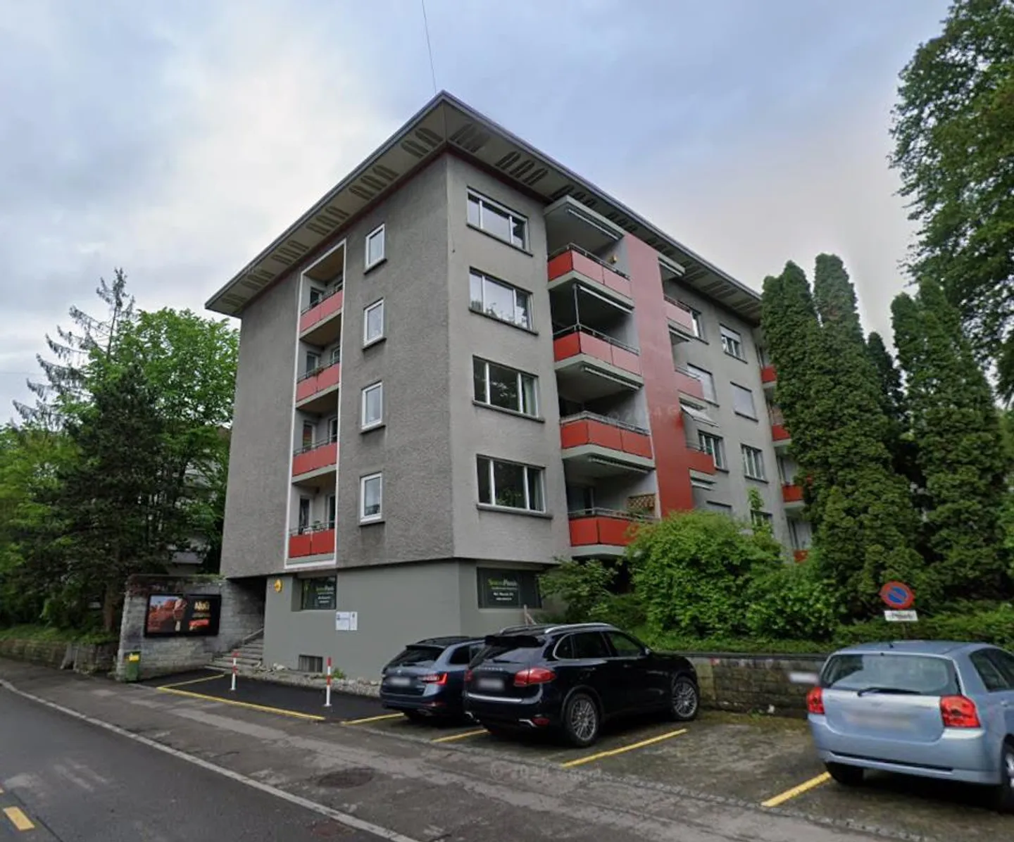 Charming 2.0-room apartment with balcony for rent in Bürenpark! - Photo 1 of 7