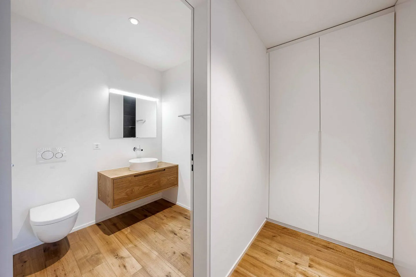 2.5 Room Apartment - Photo 11 of 13