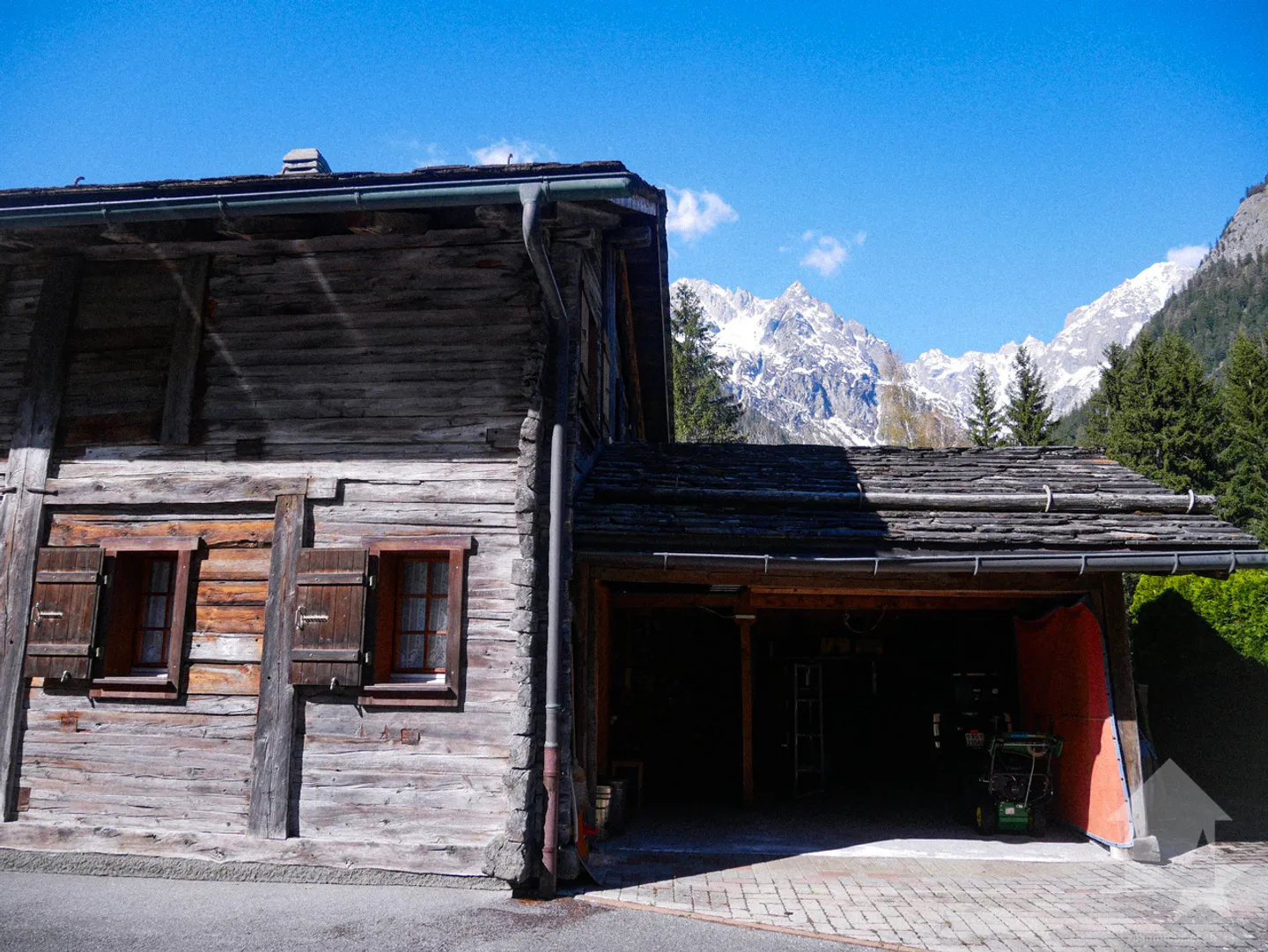 Magnificent renovated Raccard just 10 minutes from La Fouly! - Photo 11 of 50