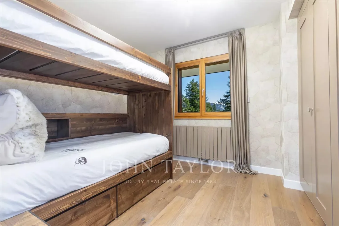 Appartamento straordinario di 5,5 stanze nel cuore di Crans - Foto 10 di 13