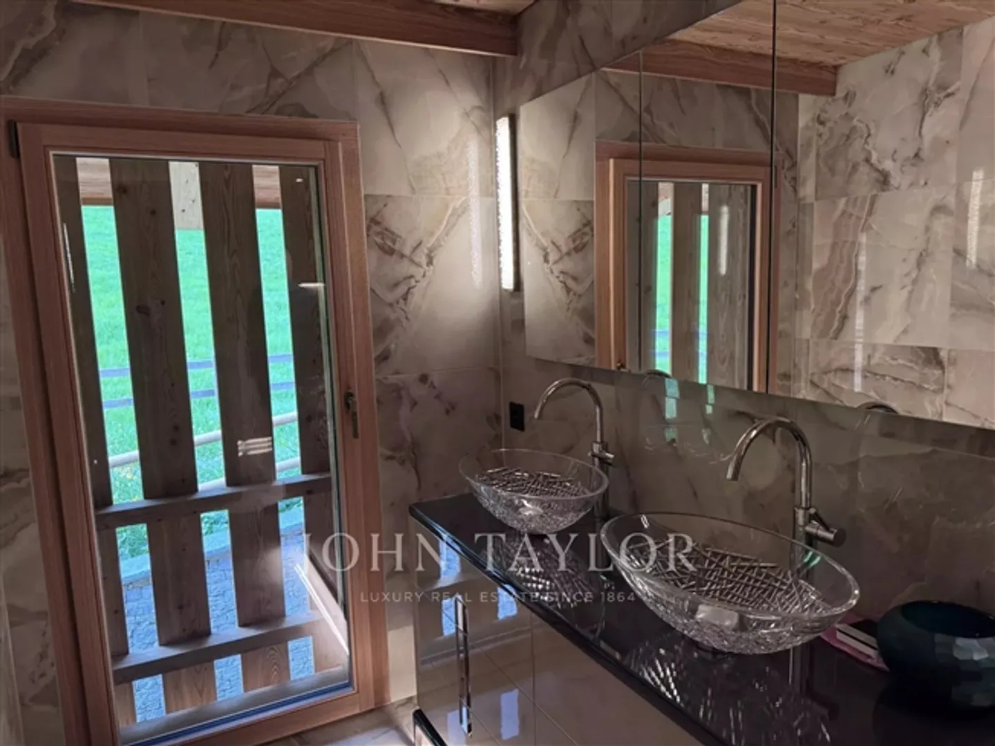 «Neu gebautes modernes Chalet in Gstaad» - Foto 15 von 20