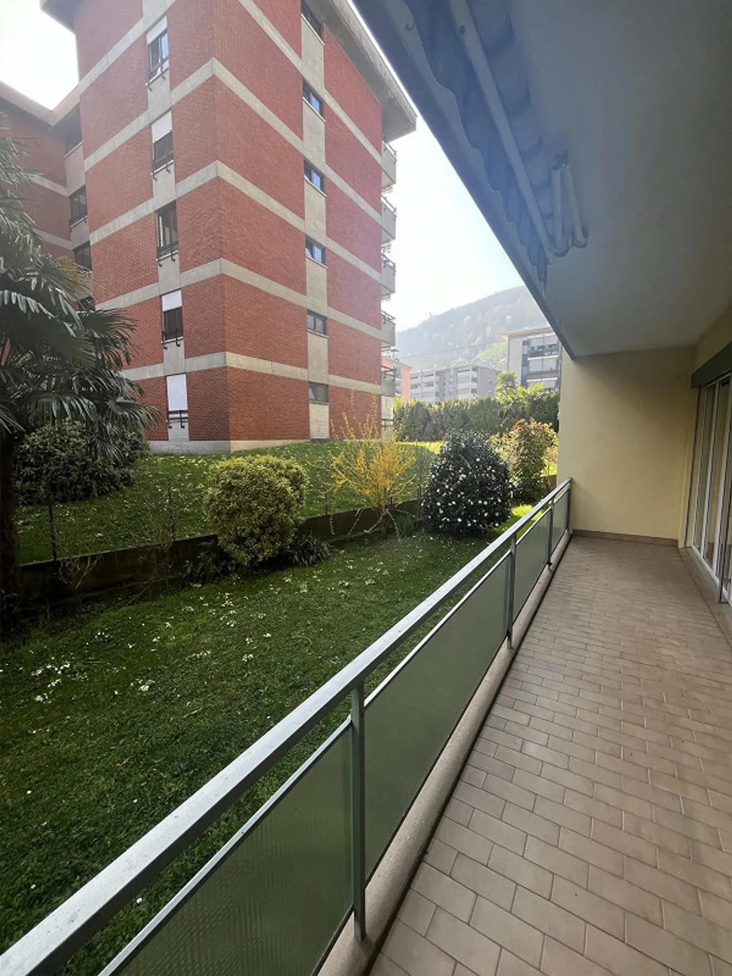 Quiet 2.5-room apartment in Agno / Second home possible - Photo 7 of 9