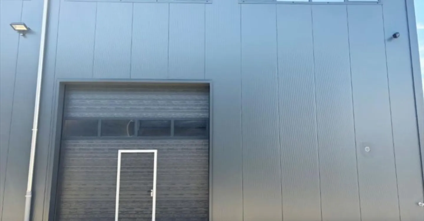 Edificio ad uso misto in affitto - Foto 4 di 10