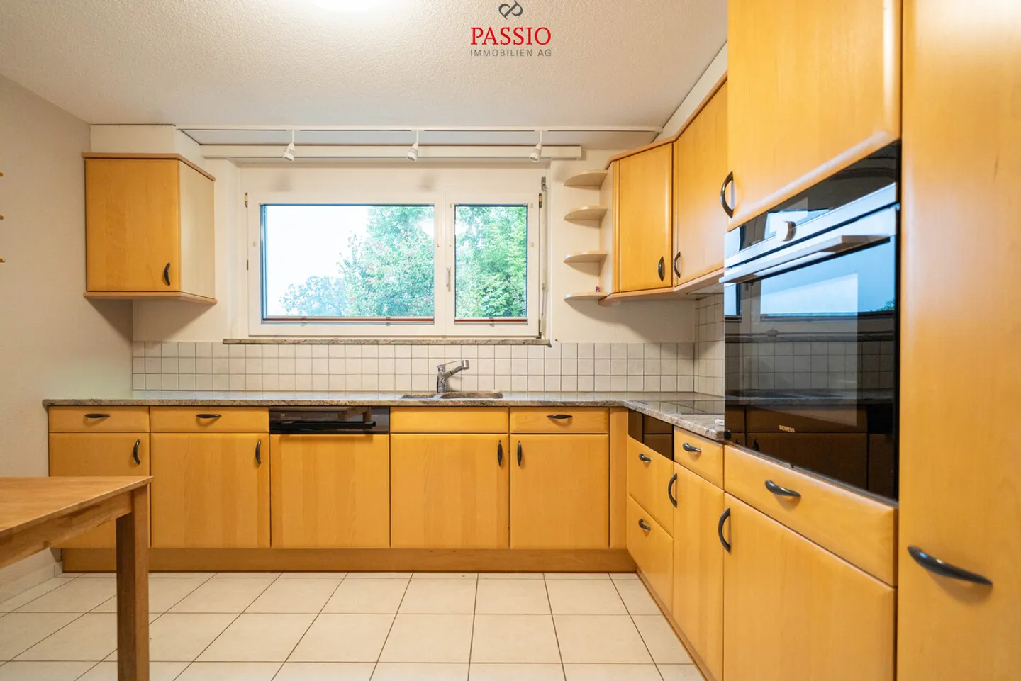 Appartamento con terrazza di 5,5 stanze con giardino e vista panoramica - Foto 9 di 21