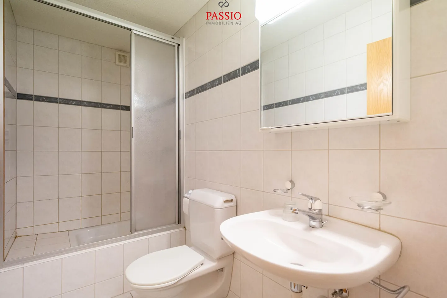 Appartamento con terrazza di 5,5 stanze con giardino e vista panoramica - Foto 12 di 21