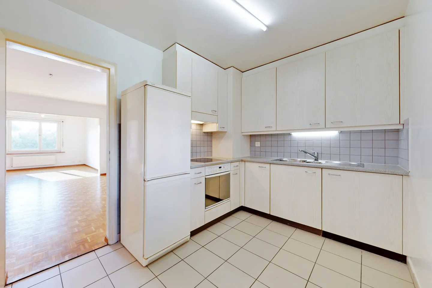 Apartment close to all amenities - Photo 2 of 11
