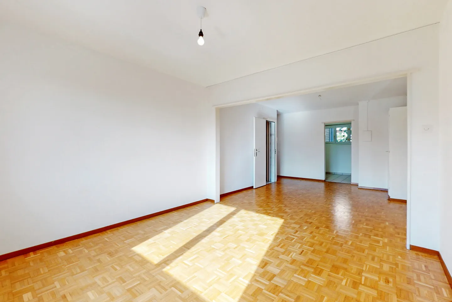 Apartment close to all amenities - Photo 6 of 11