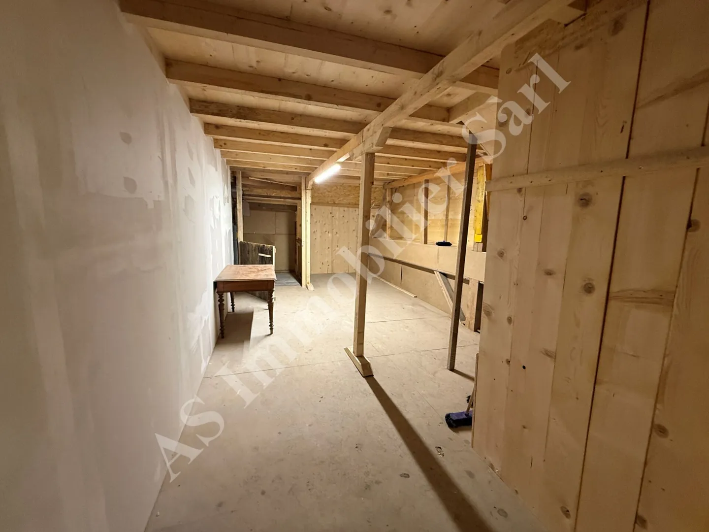 Zu vermieten in Forel - 2 Lagerräume - Foto 3 von 4