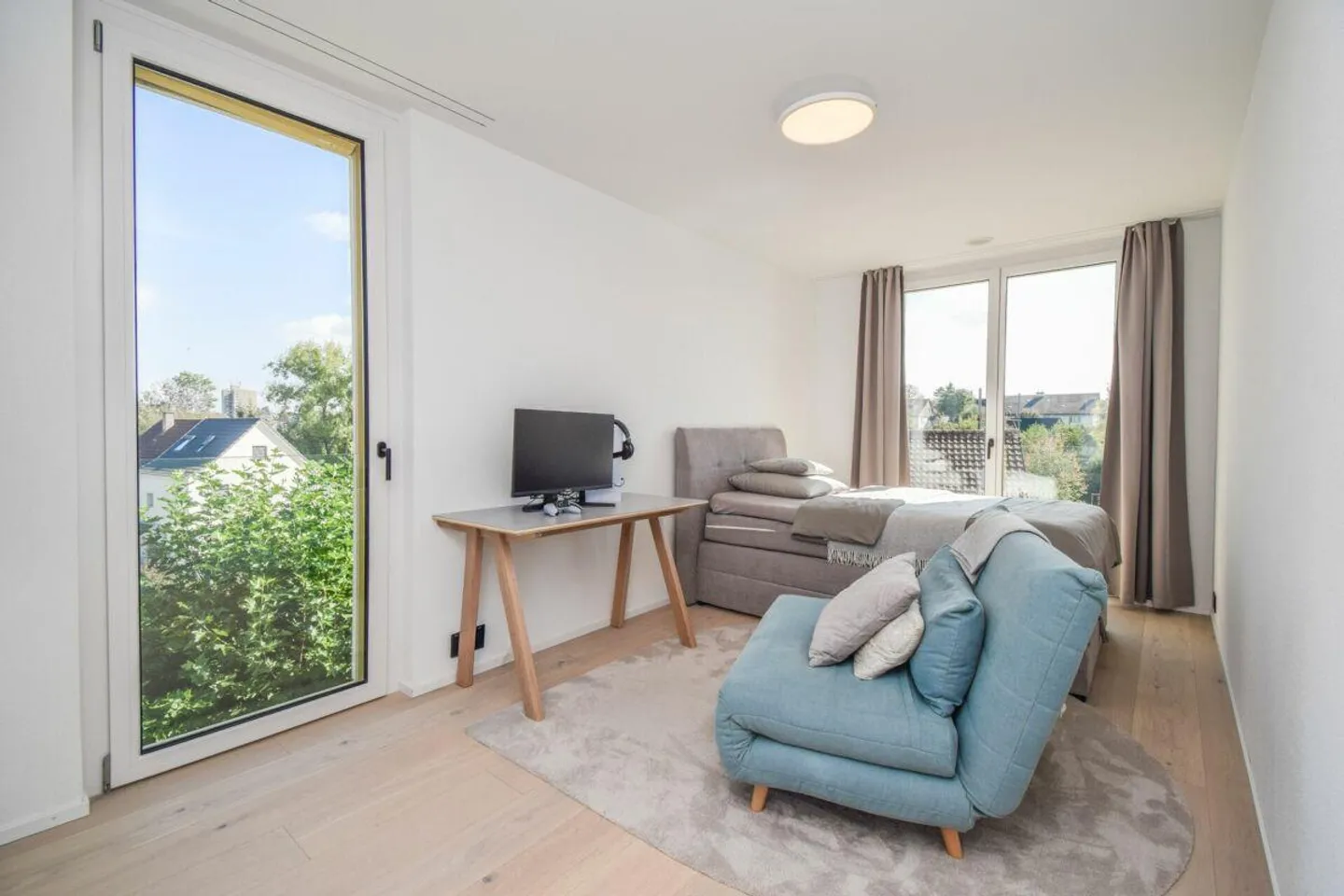 Luxurious 4.5-room penthouse apartment with idyllic views of greenery - Photo 22 of 28