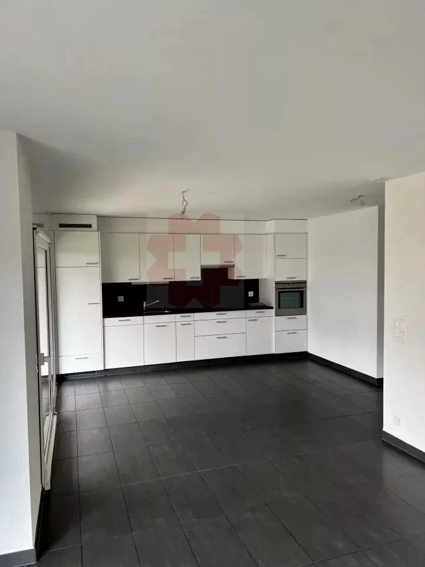 Charming 4.5 Room Ground Floor Apartment in Magnot - Foto 6 von 8