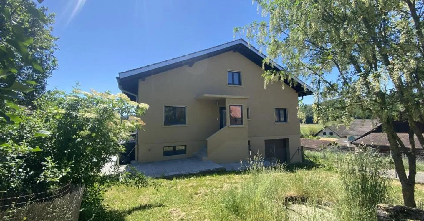House, Coeuve - 698000 - Photo 1 of 11