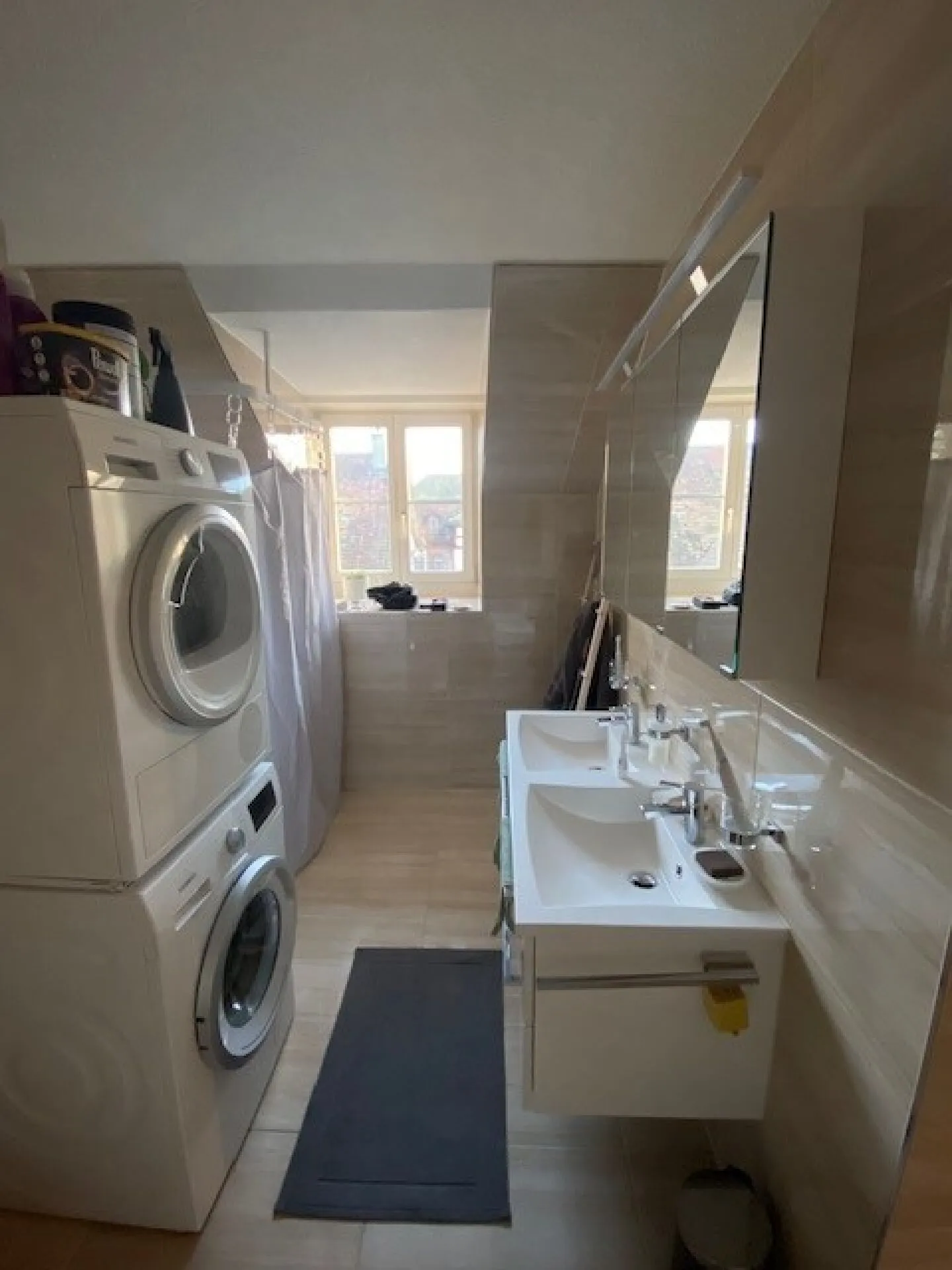 3.5-Room Maisonette Apartment Directly in the Old Town! - Photo 2 of 9