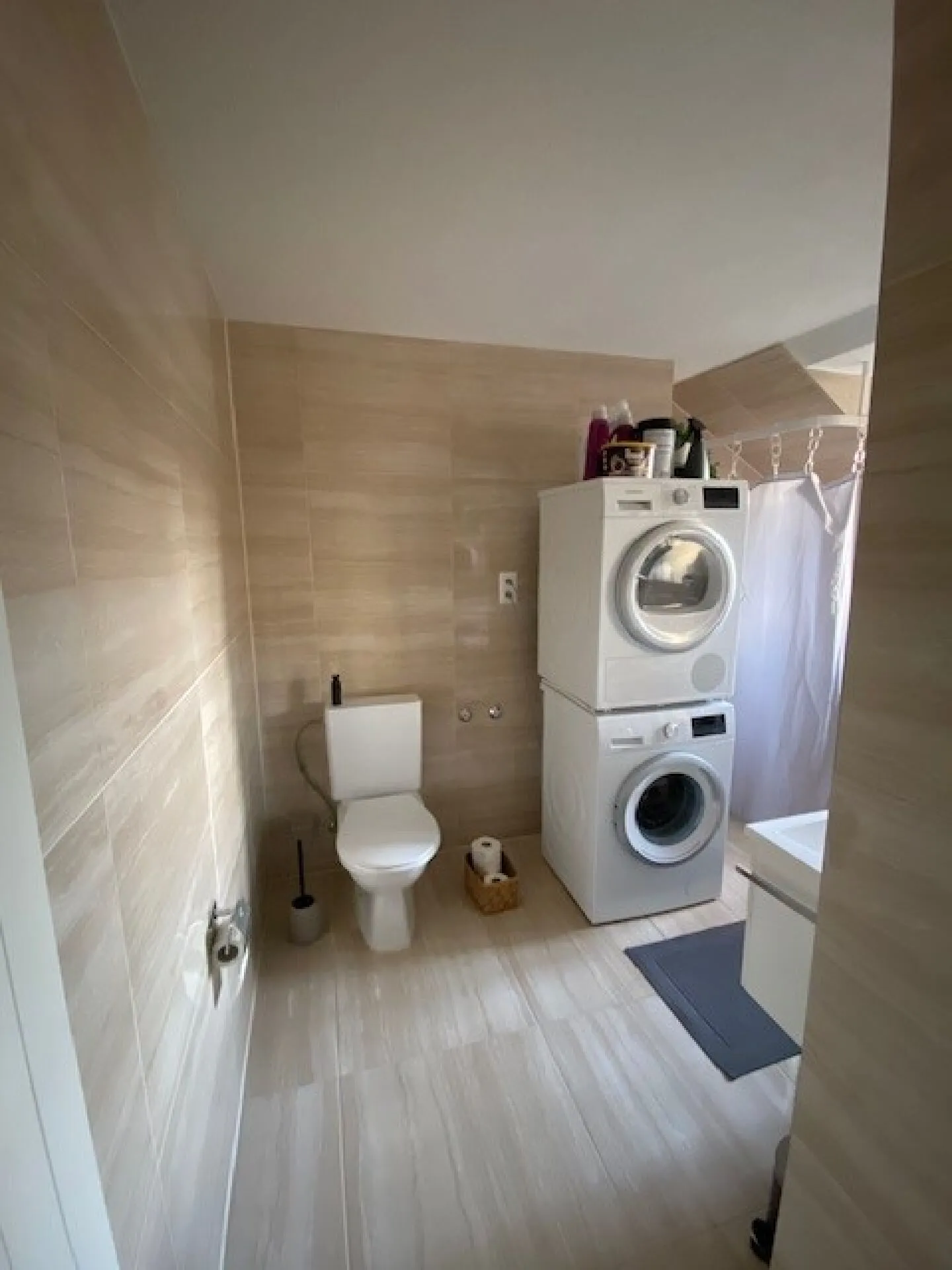 3.5-Room Maisonette Apartment Directly in the Old Town! - Photo 3 of 9