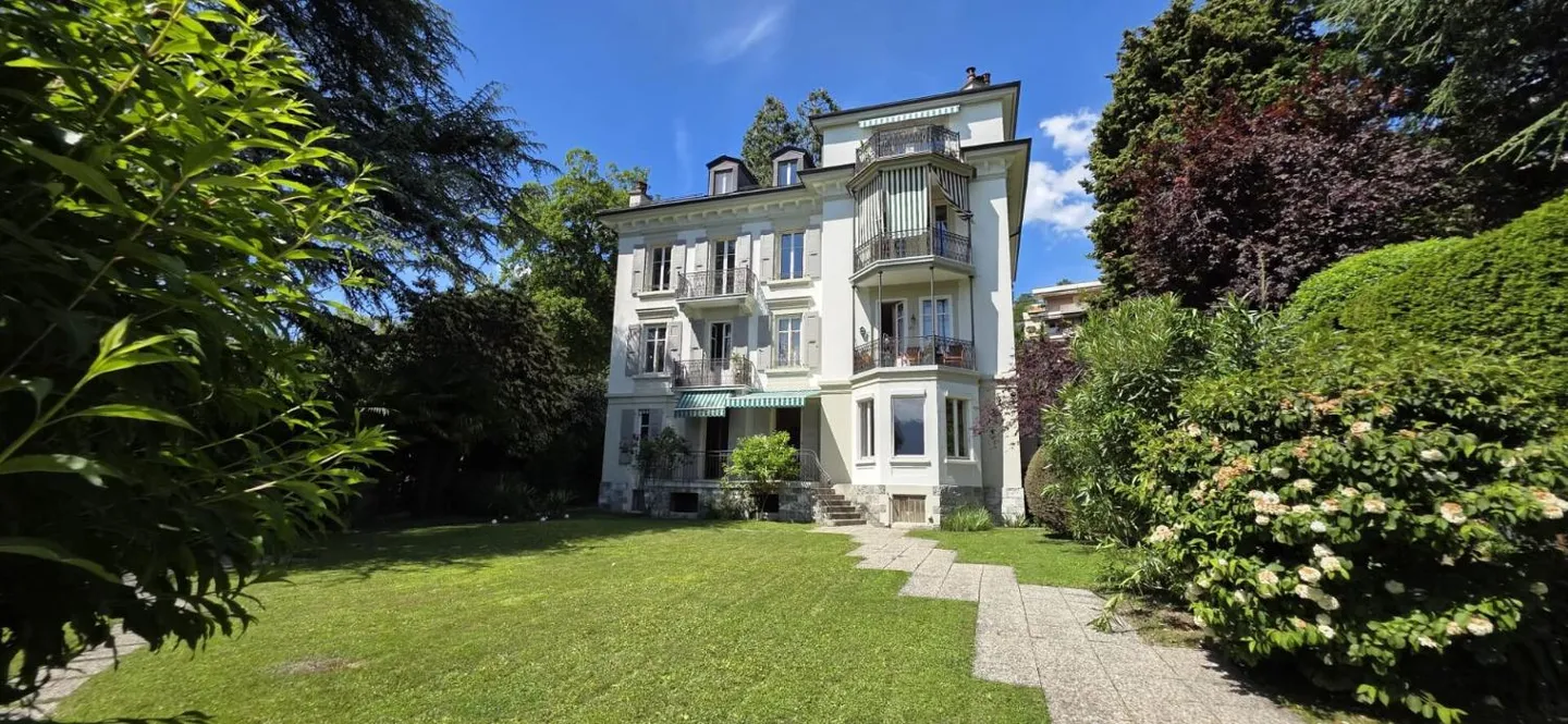 Appartement au bord du lac - Photo 4 sur 13