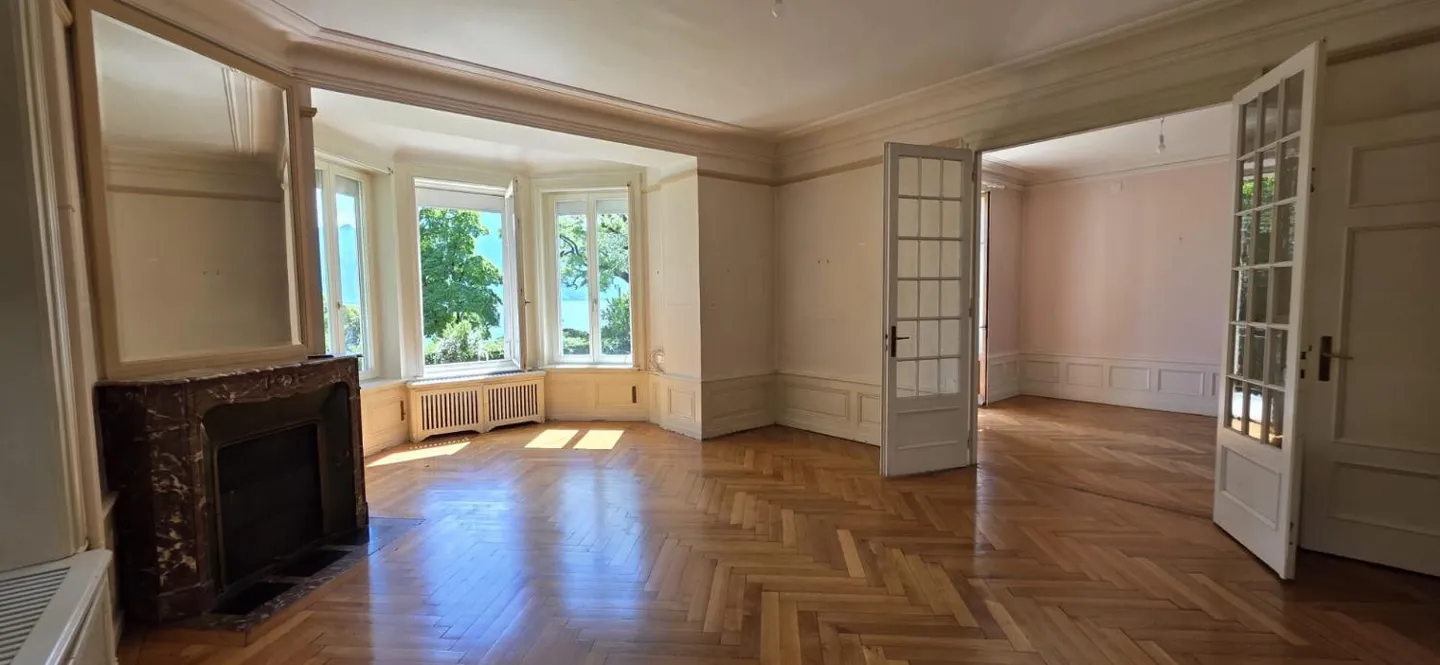 Appartement au bord du lac - Photo 6 sur 13