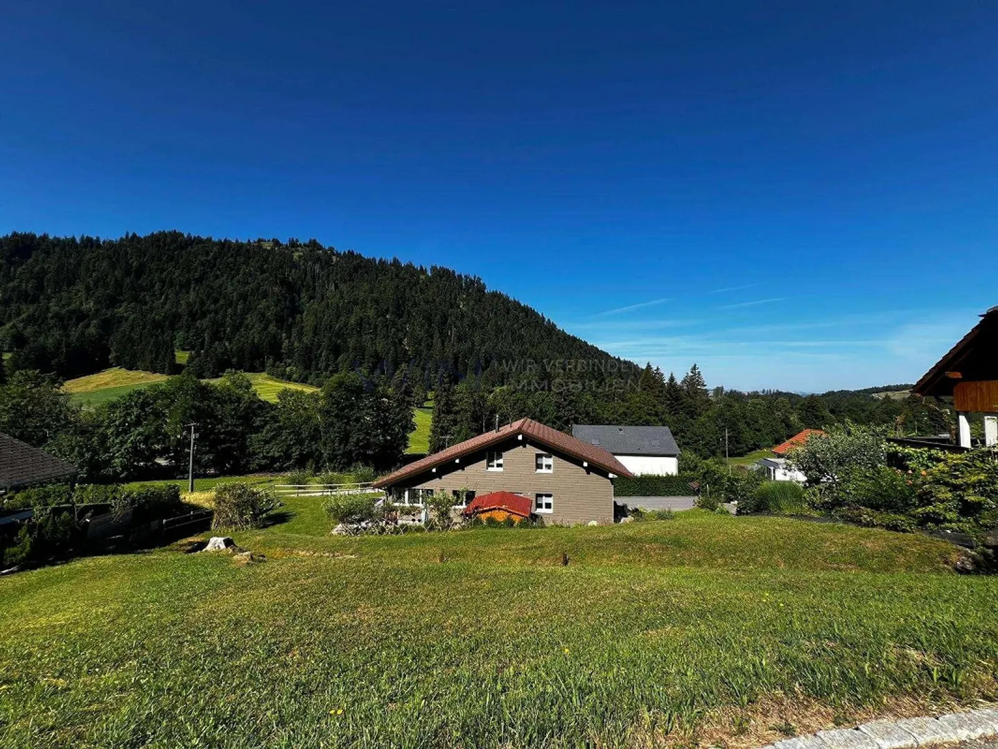 Holiday Home or Home - Both is Possible - Photo 4 of 4