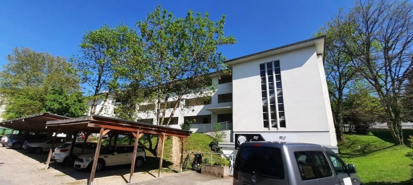 Parkplatz in Le Grand-Saconnex - Foto 2 von 2