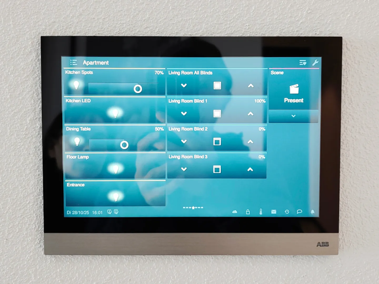 2½ ROOM APARTMENT IN DÜBENDORF (ZH), FURNISHED - Photo 9 of 10