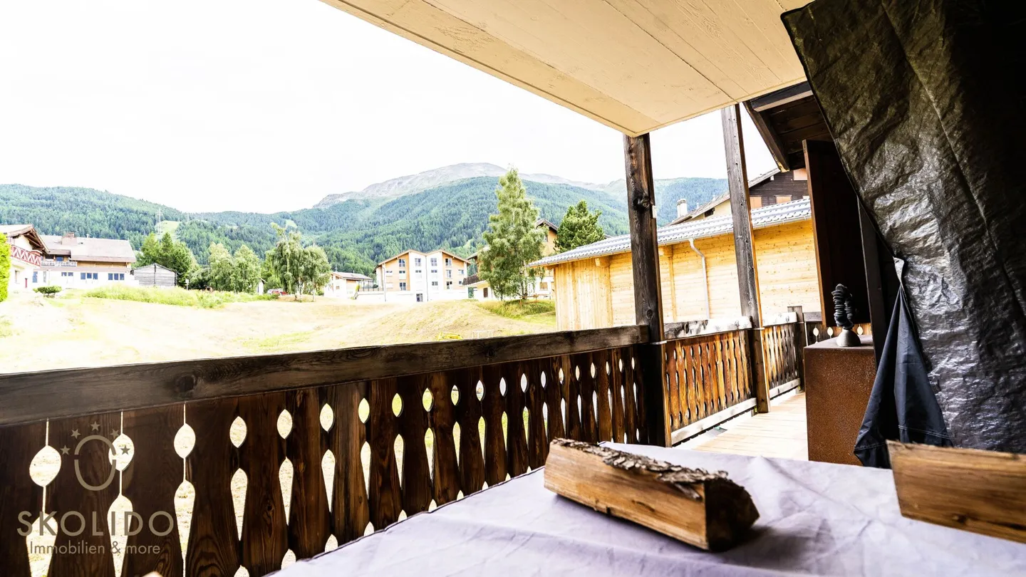 Appartamento ristrutturato di alta qualità con charme alpino in posizione centrale - Foto 14 di 27