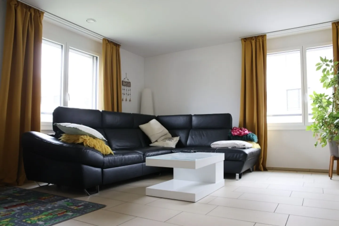 Appartement 4.5 pièces en emplacement central à Birr - Photo 5 sur 13