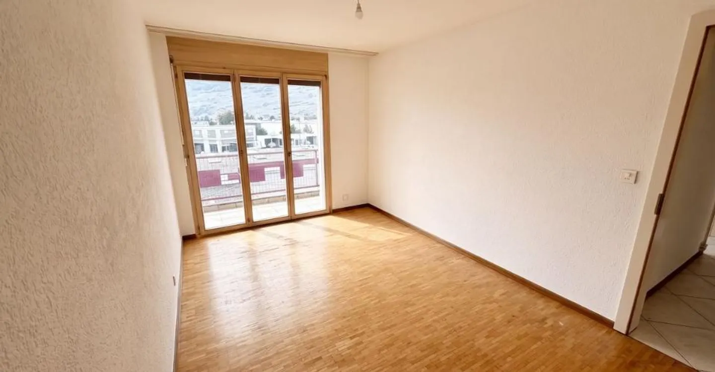 Appartement spacieux au dernier étage - Photo 5 sur 11