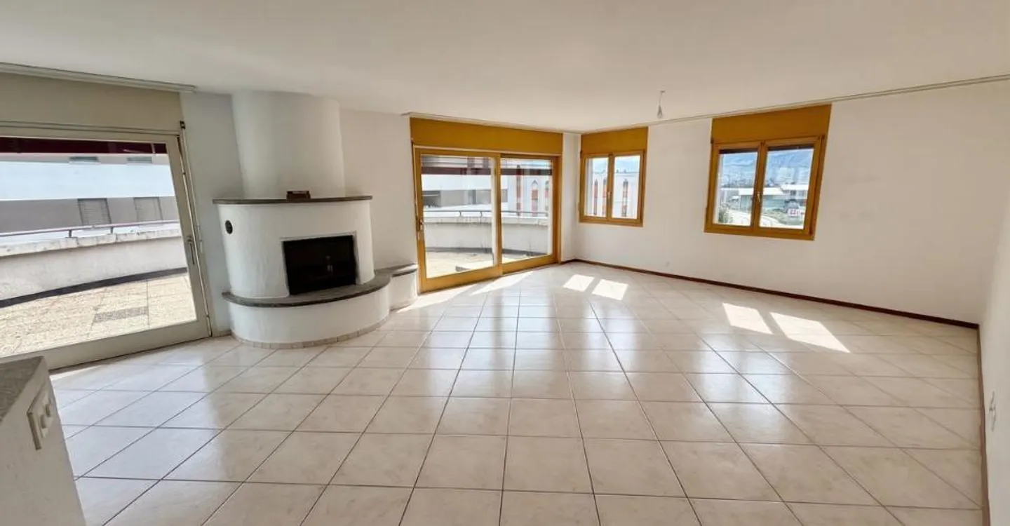 Appartement spacieux au dernier étage - Photo 10 sur 11