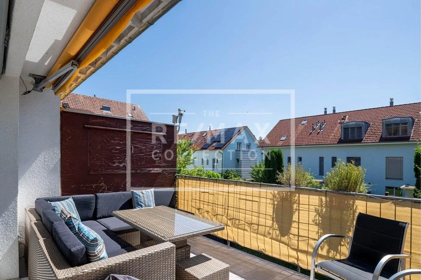 5.5-room penthouse apartment over 3 levels with terrace & wellness area - Photo 4 of 13