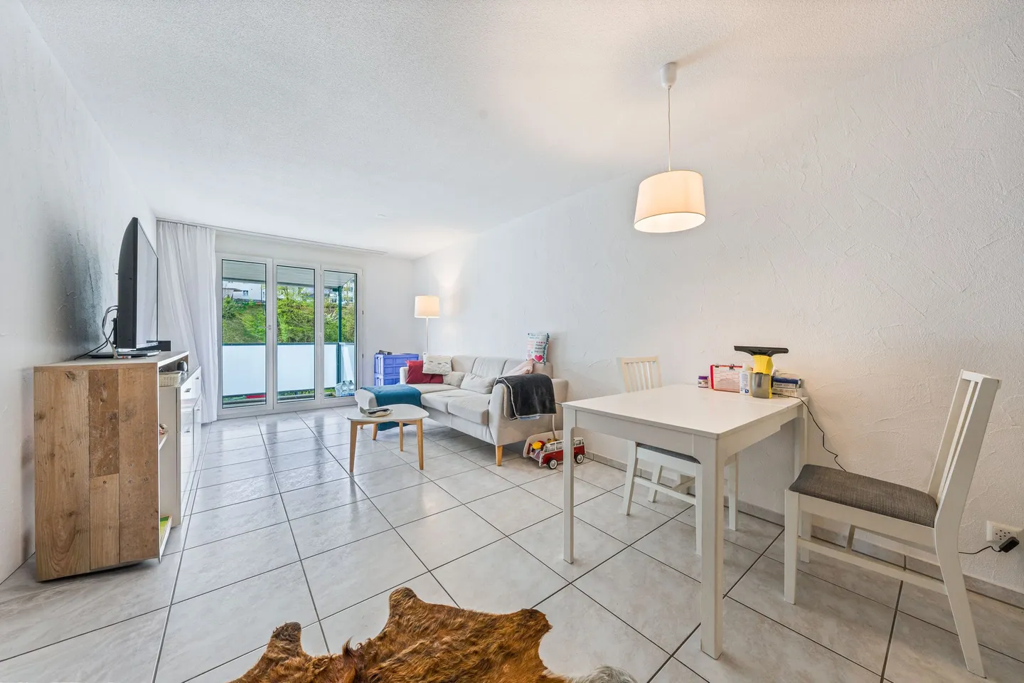 Charmante 2.5-Zimmer-Wohnung - Foto 3 von 10