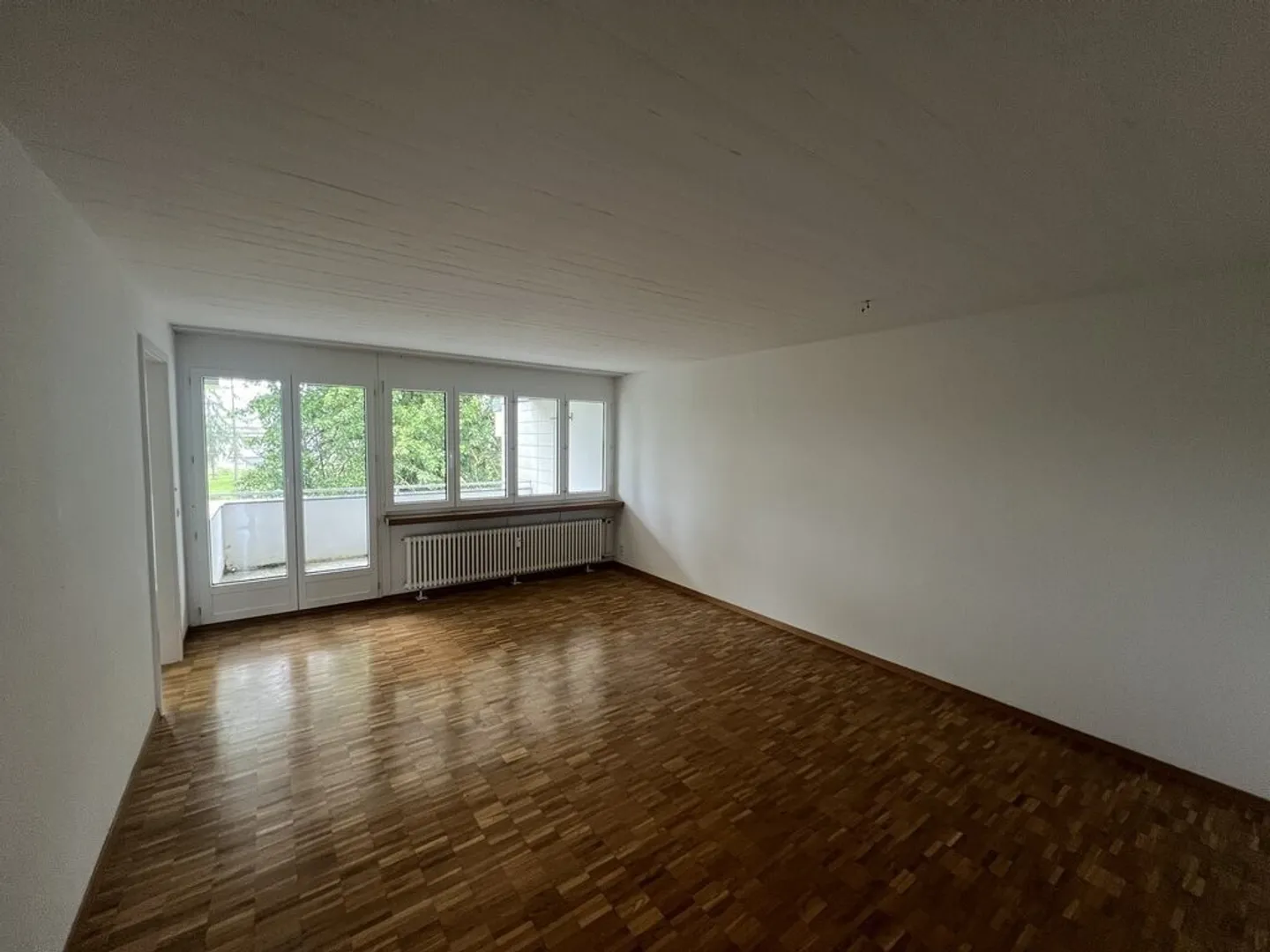 Living in a central location in Arbon - Photo 6 of 10