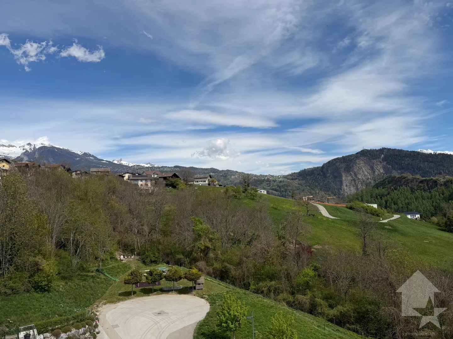 Appartement Charmant avec Vue Alpine - Photo 10 sur 34