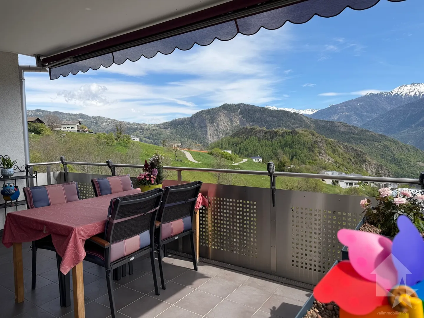 Appartement Charmant avec Vue Alpine - Photo 31 sur 34