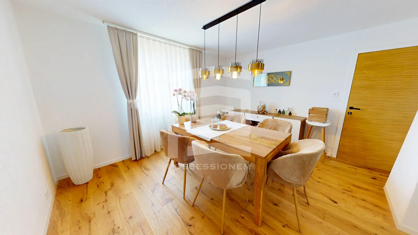 Freistehendes Einfamilienhaus mit Charme in Studen BE – frisch renoviert & familienfreundlich - Foto 16 von 19